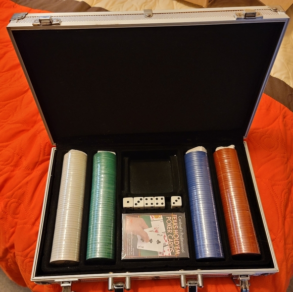 Poker set - Picture 3 of 4